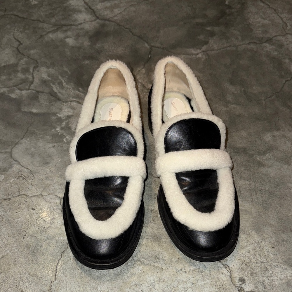 Stuart Weitzman Women's Black and Cream shearling Loafers